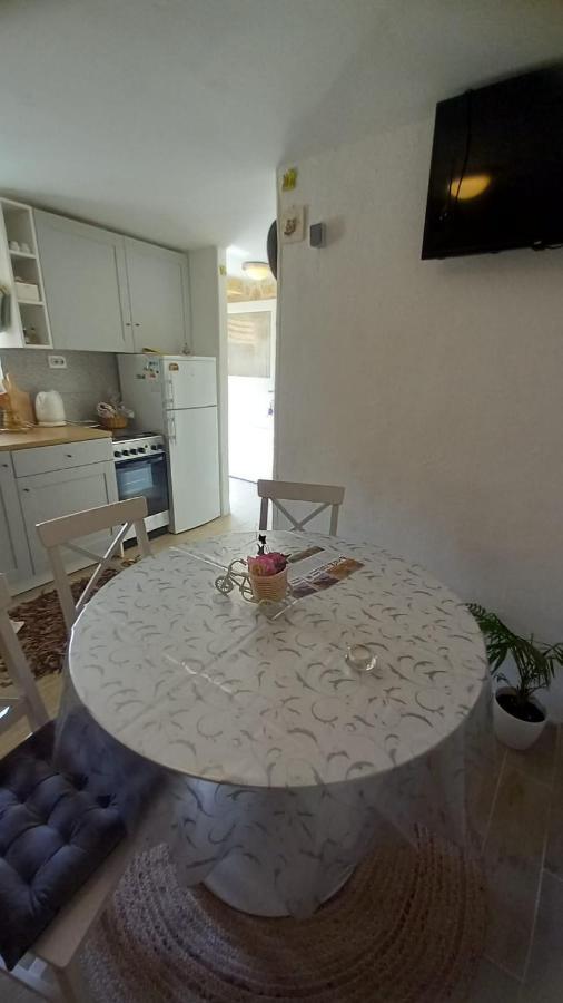 Apartman Niki, Medov Dolac - Lovrec Lejlighed Eksteriør billede